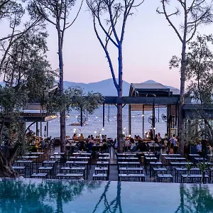 5* Hotel Unique Life Style
