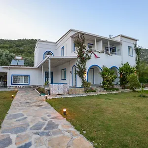 Motel Yaliyani, Yaliciftlik